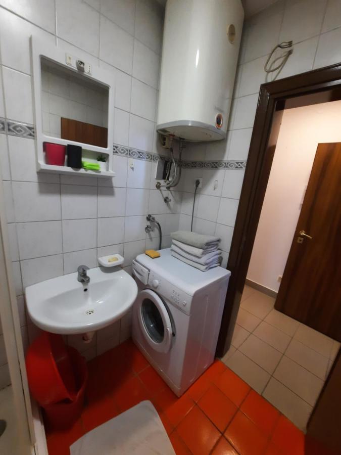 Appartement Studio In The Centre Of Novi Sad Extérieur photo